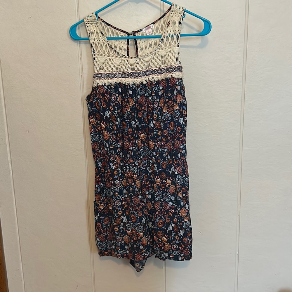 Romper size medium, floral print